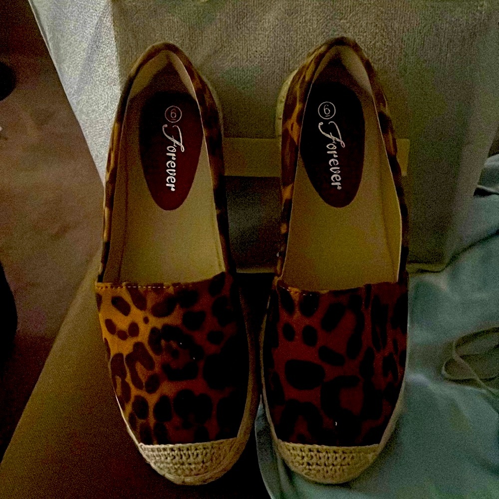 Cheetah print espadrilles NWOT